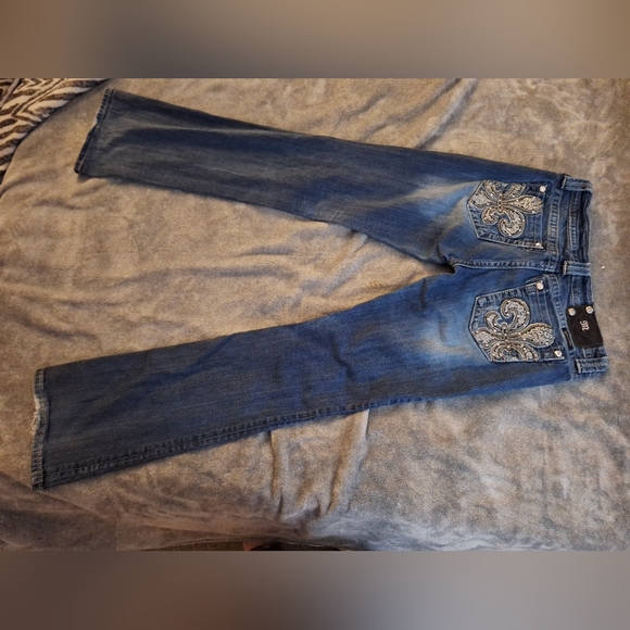 Jeans - Picture 7 of 17